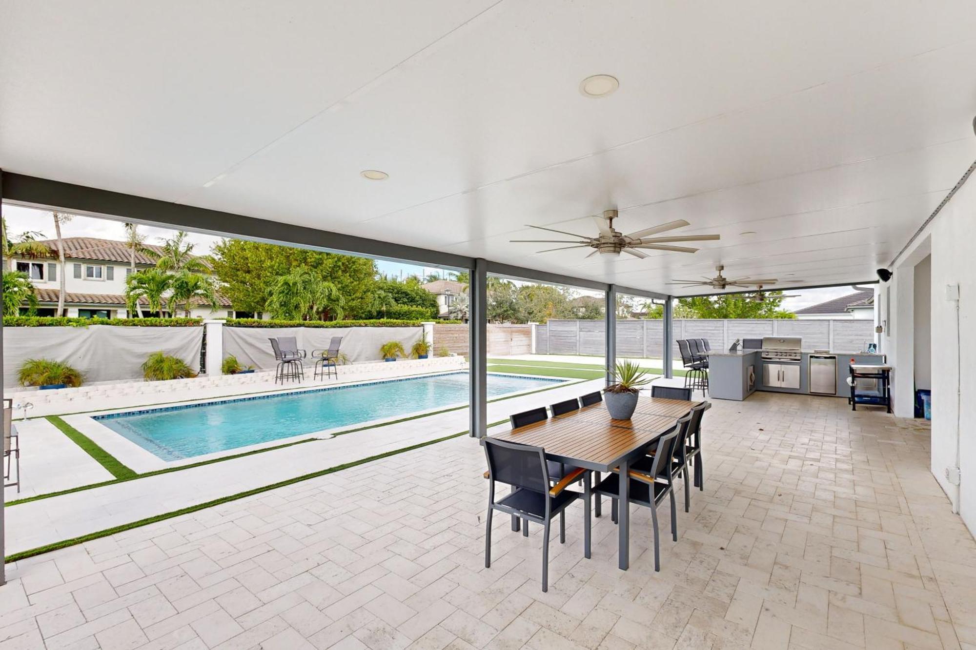 Sunny Oasis * Miami