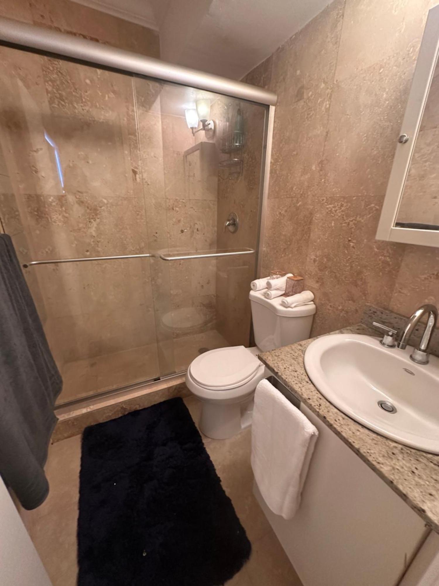 Key Biscayne Vacation Apartment