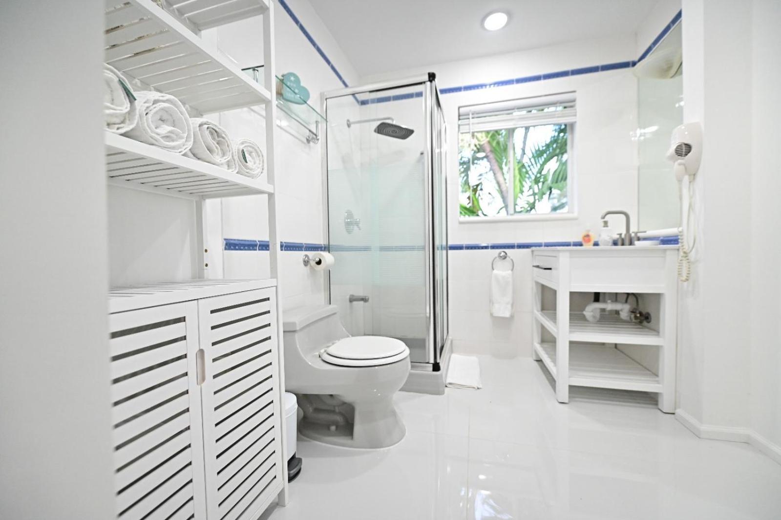 D' Mauchi Waterfront House Apartment *