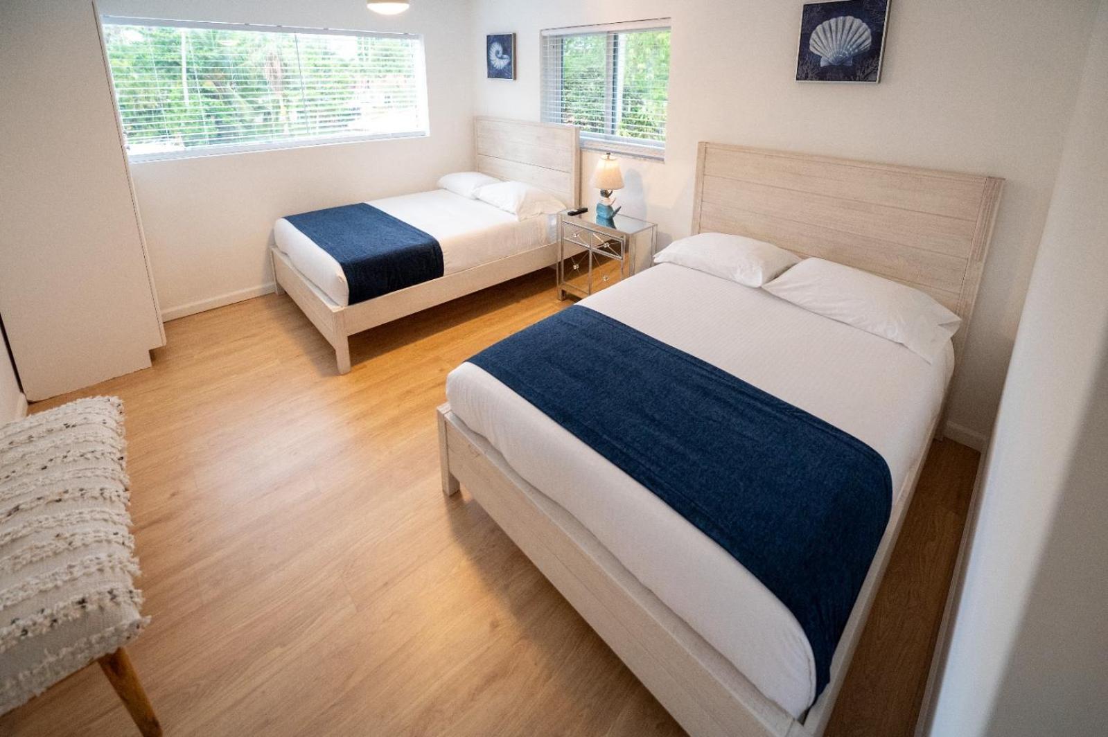 D' Mauchi Waterfront House *