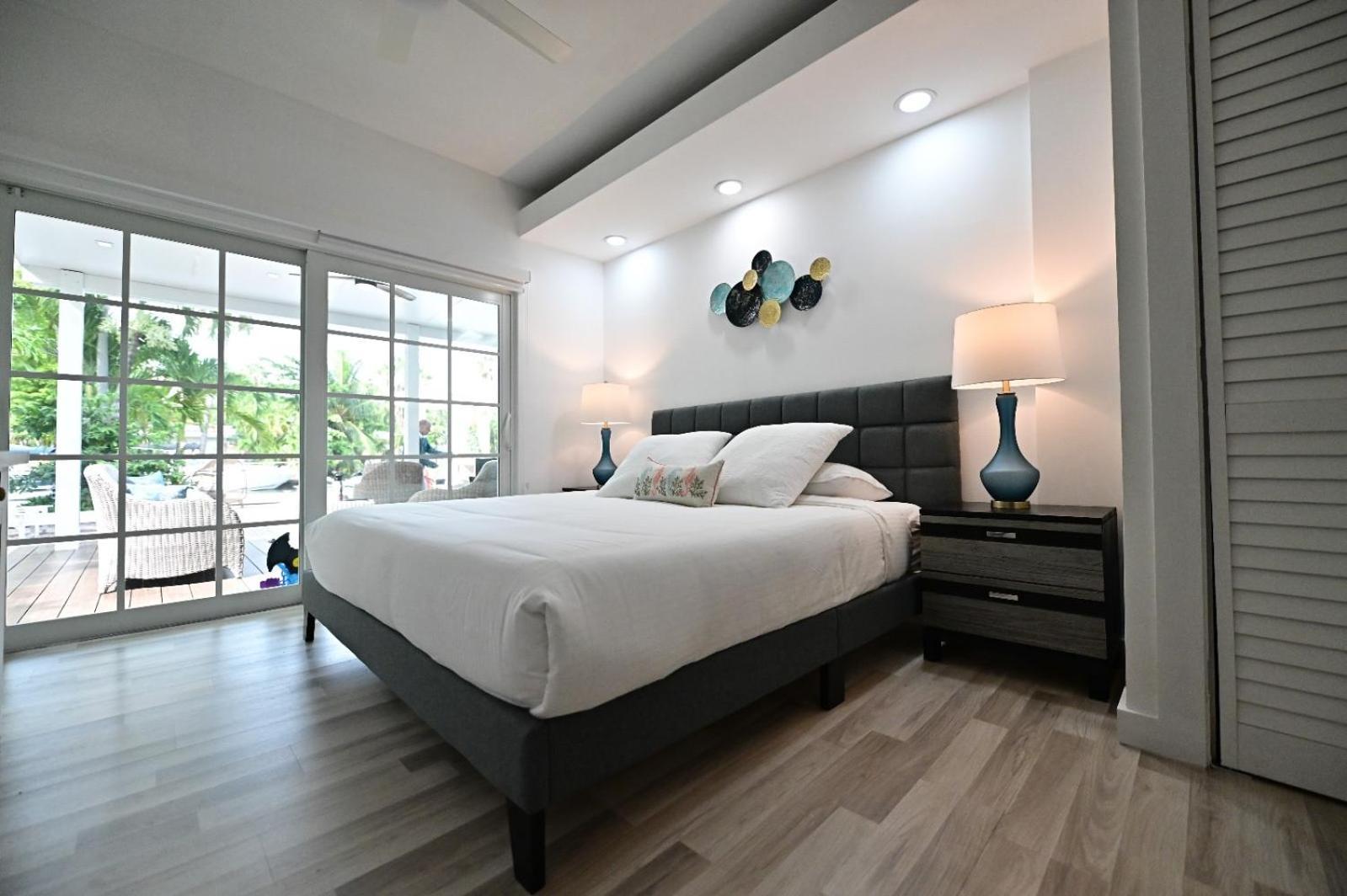 D' Mauchi Waterfront House Apartment