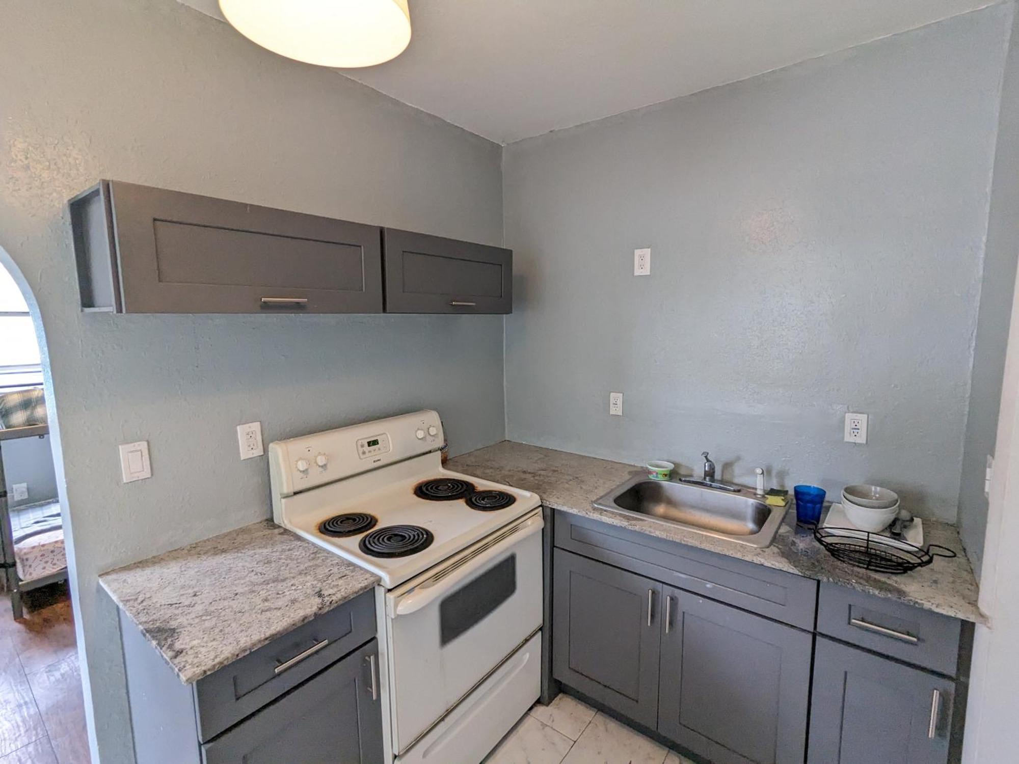 Cheapest Spot Albergue Miami