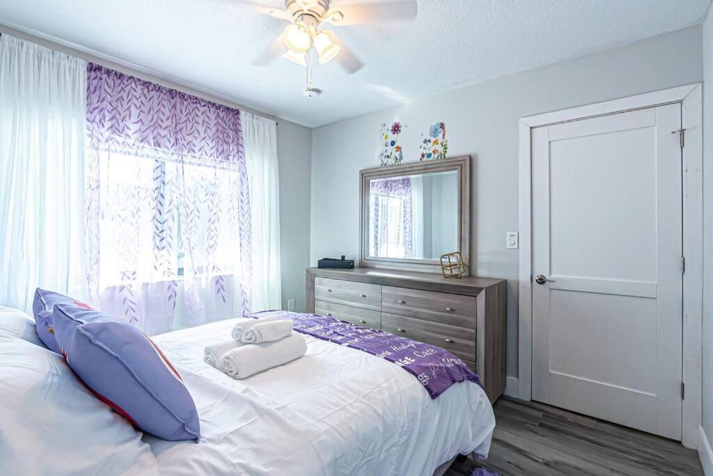 Holiday home Amazing Location, Luxury & Spacious, Large Pool, Bbq, Game Room, Pool Miami
