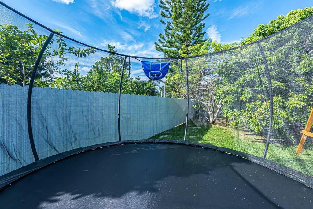 Amazing Location, Luxury & Spacious, Large Pool, Bbq, Game Room, Pool * Miami