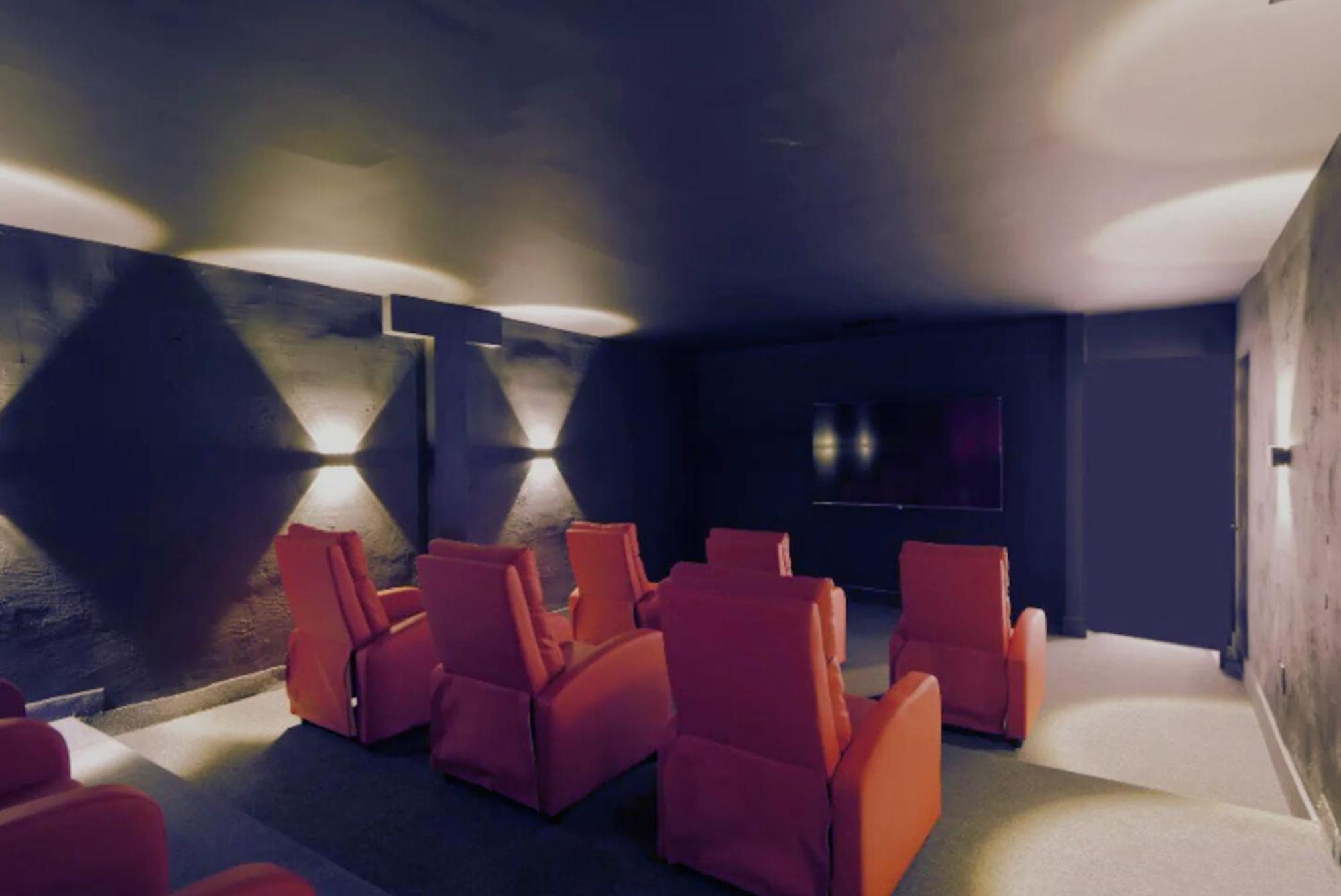 Pousada Luxe Waterfront Mansion W Private Nightclub, Cinema, Game Room, Gym & Pool *