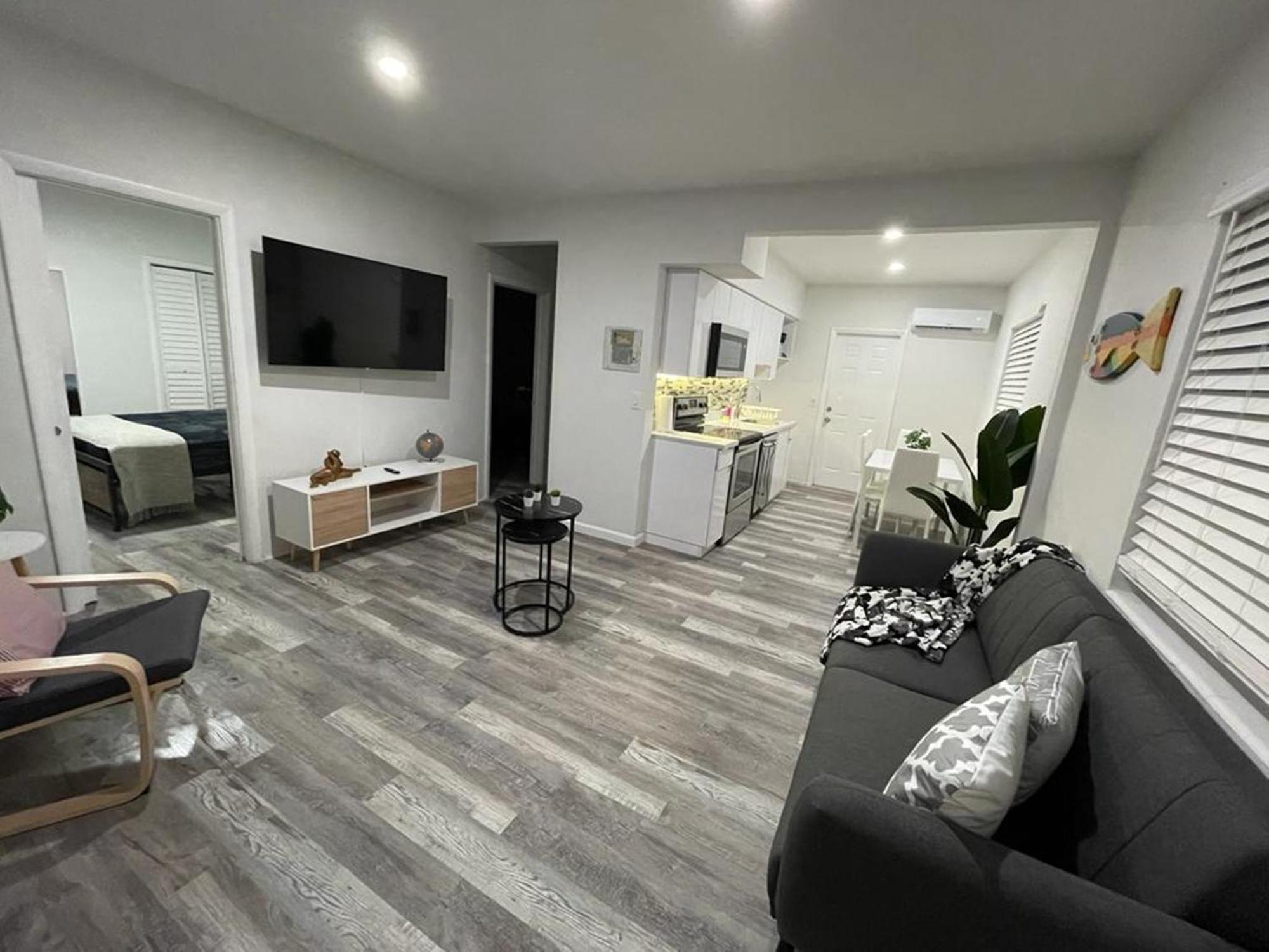 Douglas Rd Apartment Miami