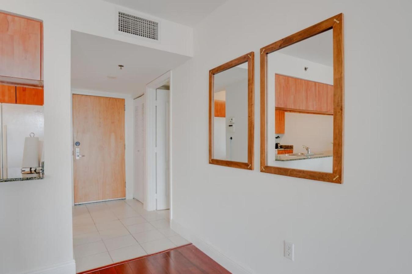 Stylish 1br With Ocean And View,pool,parking