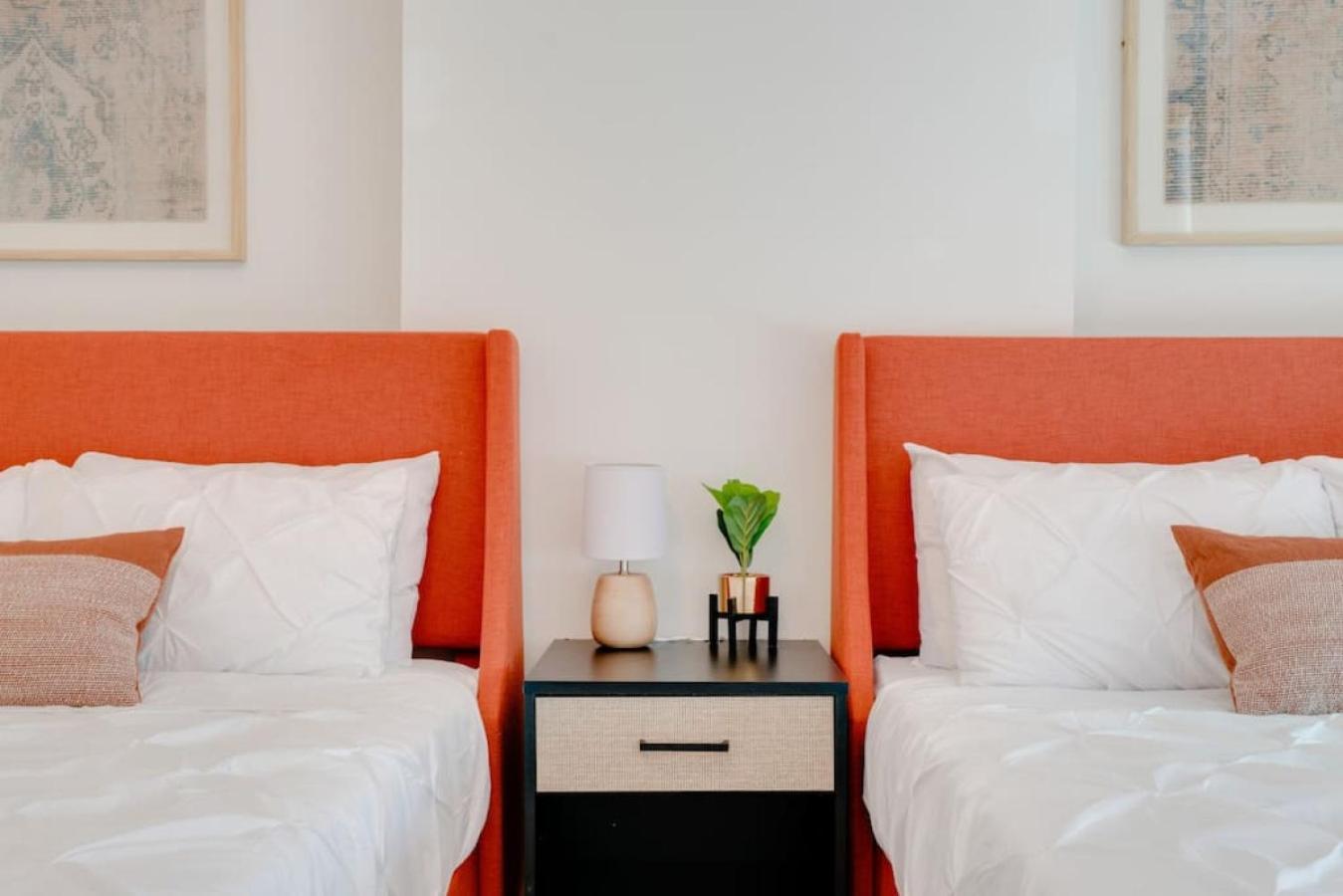 Stylish 1br With Ocean And View,pool,parking Apartment *