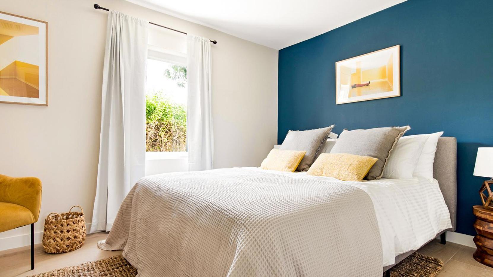 Luxury Redefined 6br Poolside With King Bed Holiday home