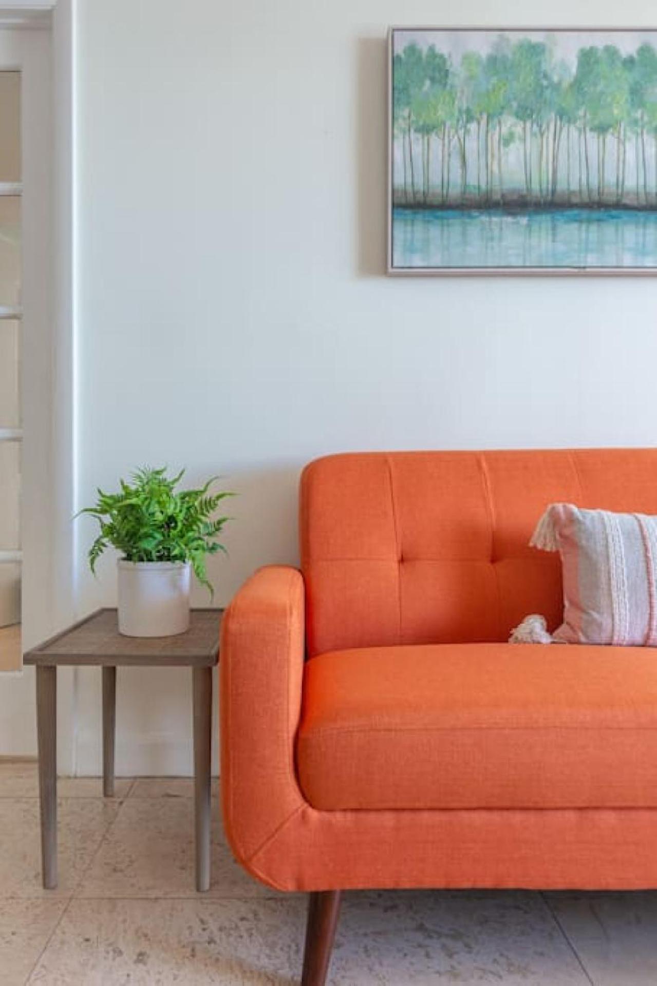 Holiday home 3br Airbnb Friendly With Great Ocean View Balcony *