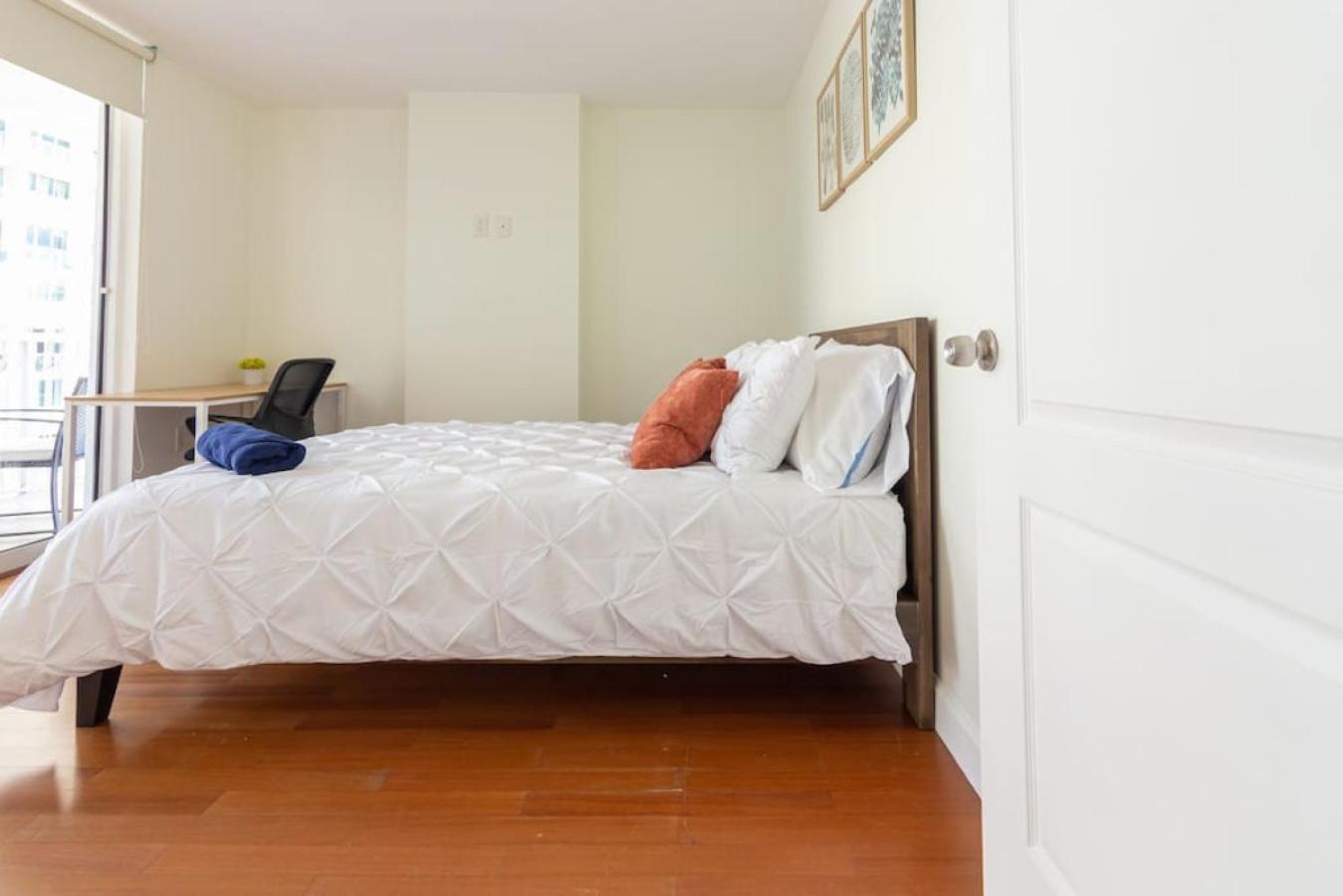 Holiday home 3br Airbnb Friendly With Great Ocean View Balcony *