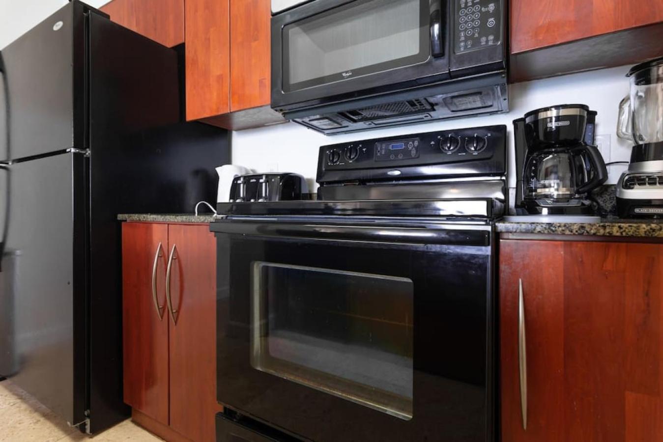 3br Airbnb Friendly With Great Ocean View Balcony