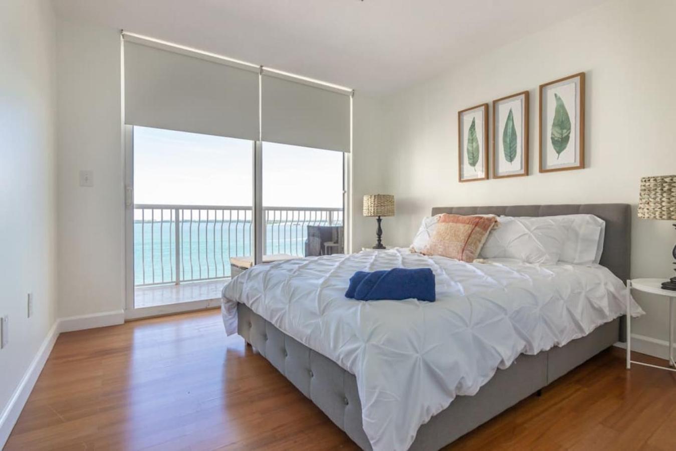 Holiday home 3br Airbnb Friendly With Great Ocean View Balcony *