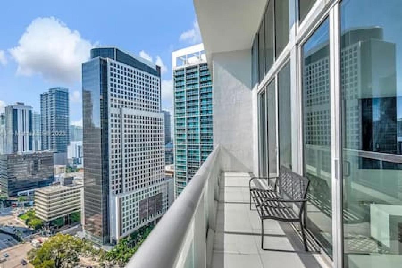 28th Floor Icon Brickell Penthouse With Views Casa de férias Miami