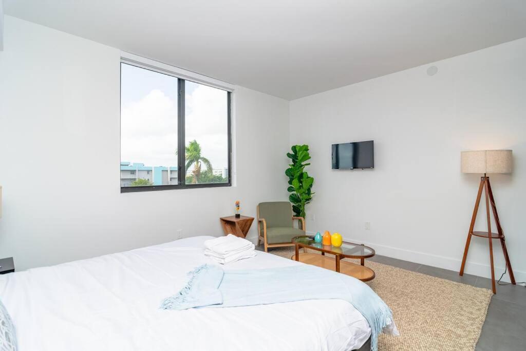 King Bed Brand New Oasis Minutes To Brickell Apartamento Miami