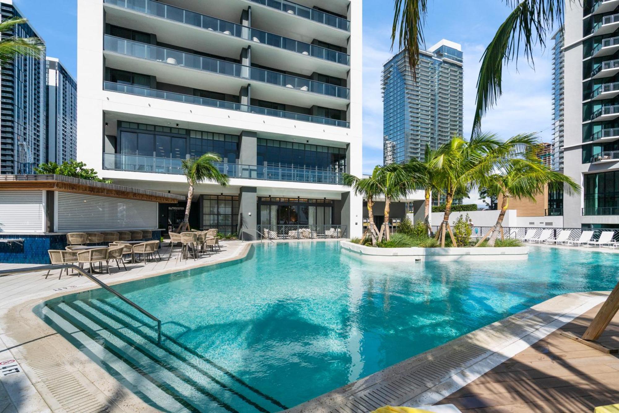 Apartment New 1bd Deluxe In Downtown - Location 16th Floor Miami