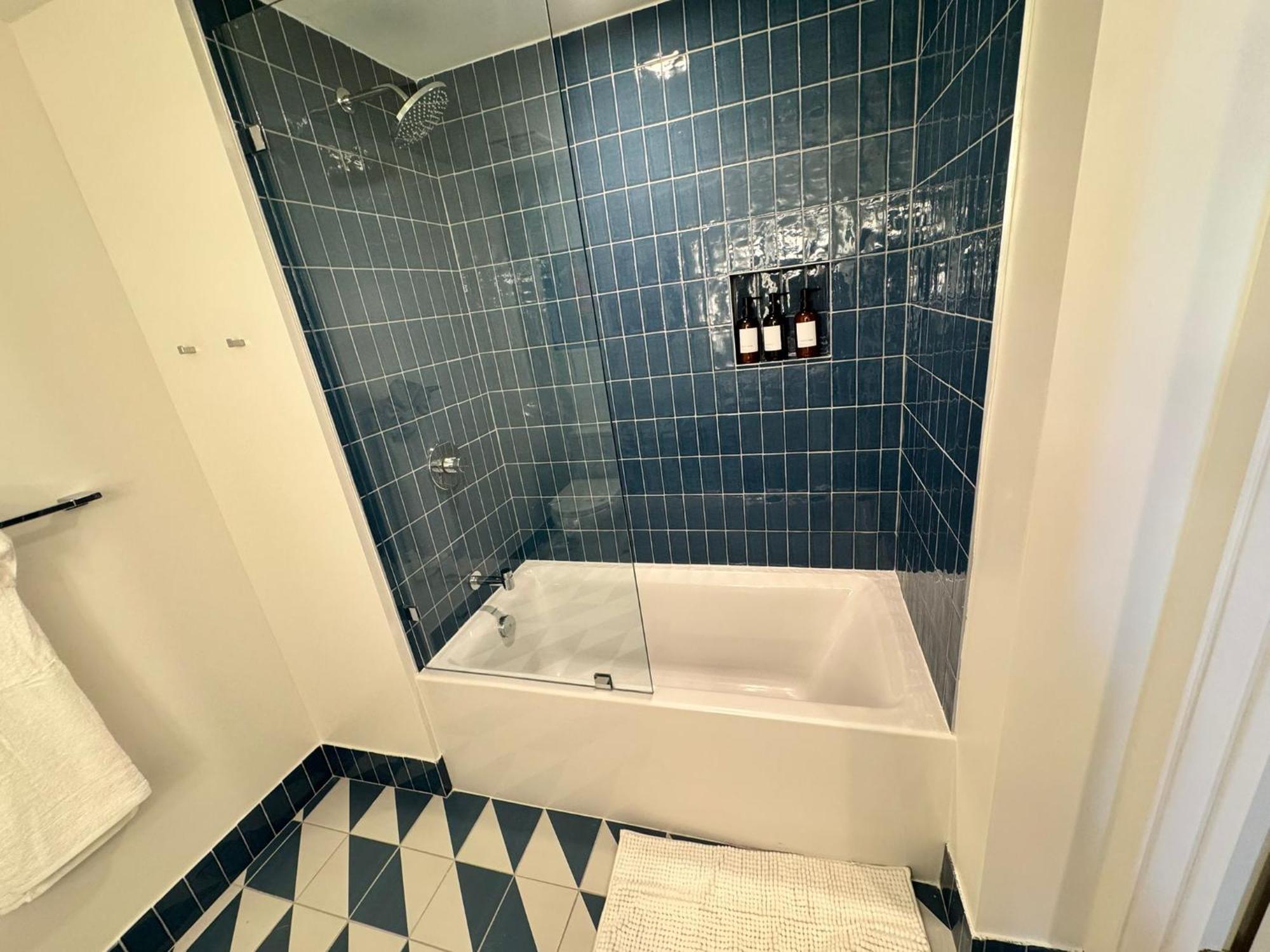 New 1bd Deluxe In Downtown - Location 16th Floor * Miami