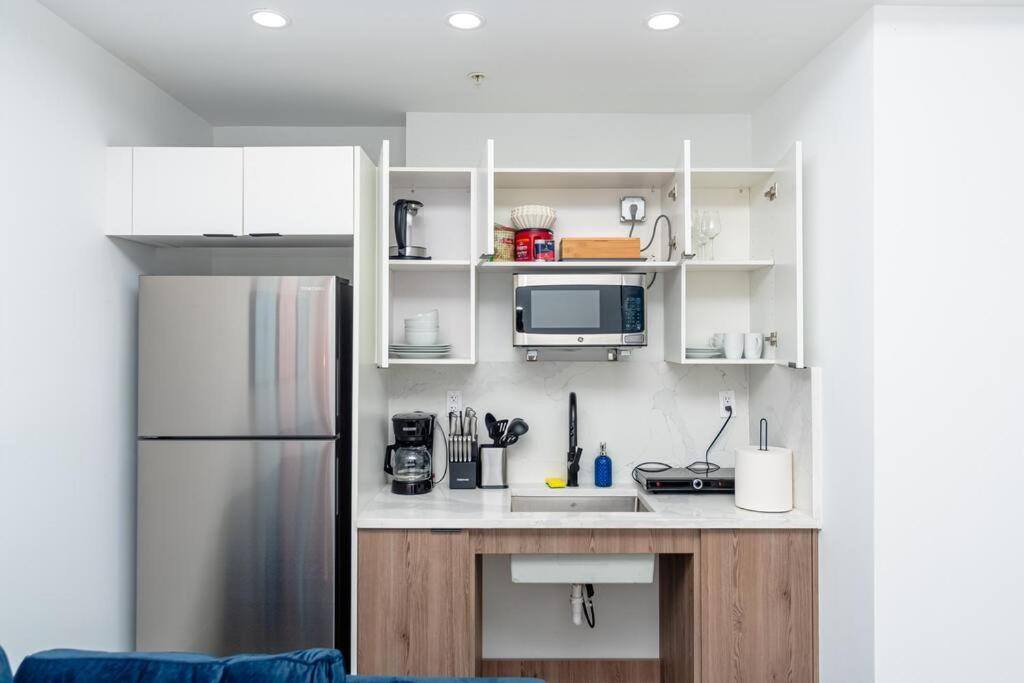 King Bed Brand New Oasis Minutes To Brickell Apartamento *