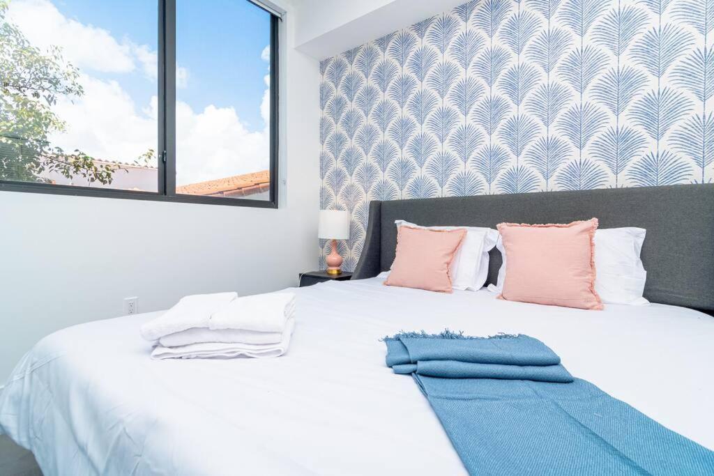 King Bed Brand New Oasis Minutes To Brickell Apartamento Miami