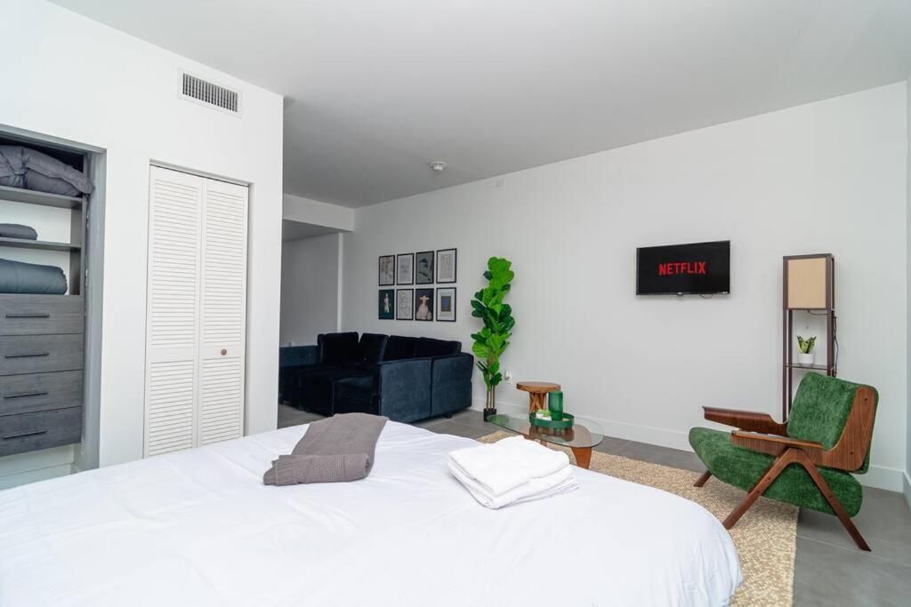 Apartamento King Bed Brand New Oasis Minutes To Brickell Miami
