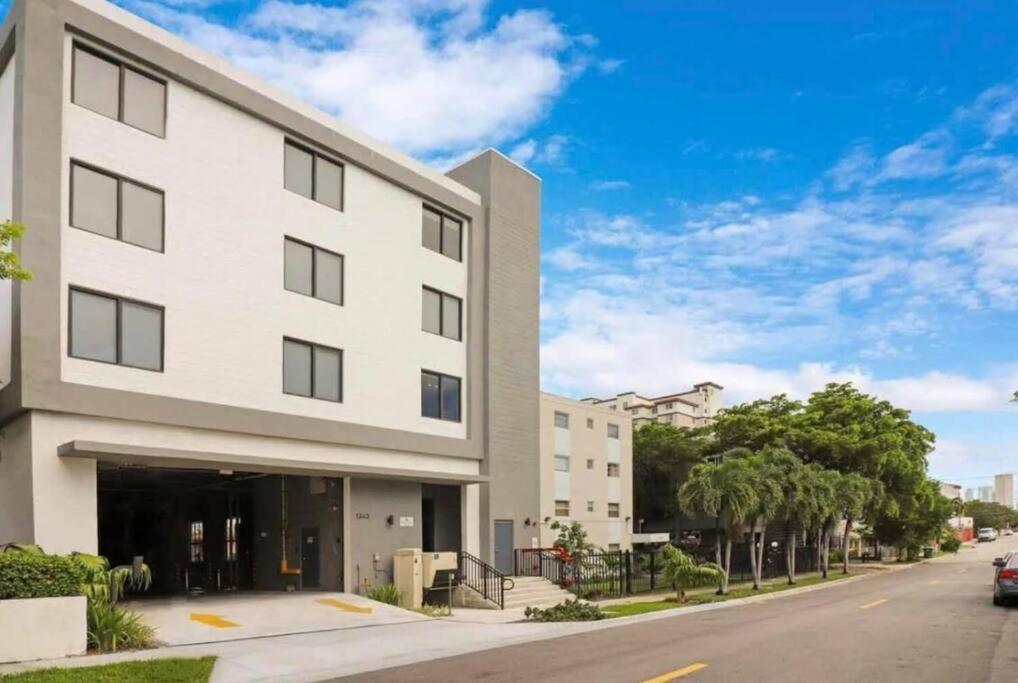 Apartamento King Bed Brand New Oasis Minutes To Brickell Miami