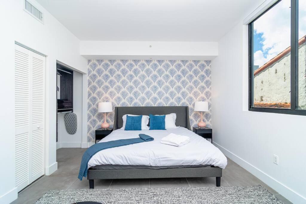 King Bed Brand New Oasis Minutes To Brickell Apartamento *