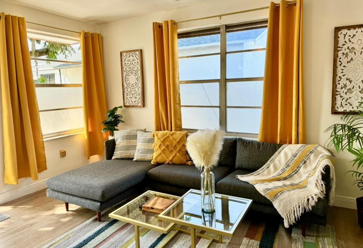 Casa de férias Lush Tropical Big Close To Airport, Calle 8, Coral Gables And Lots Amenities
