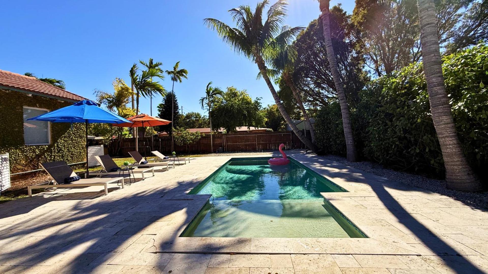 Tropical Paradise 3br Oasis With Heated Pool And Summer Kitchen Miami