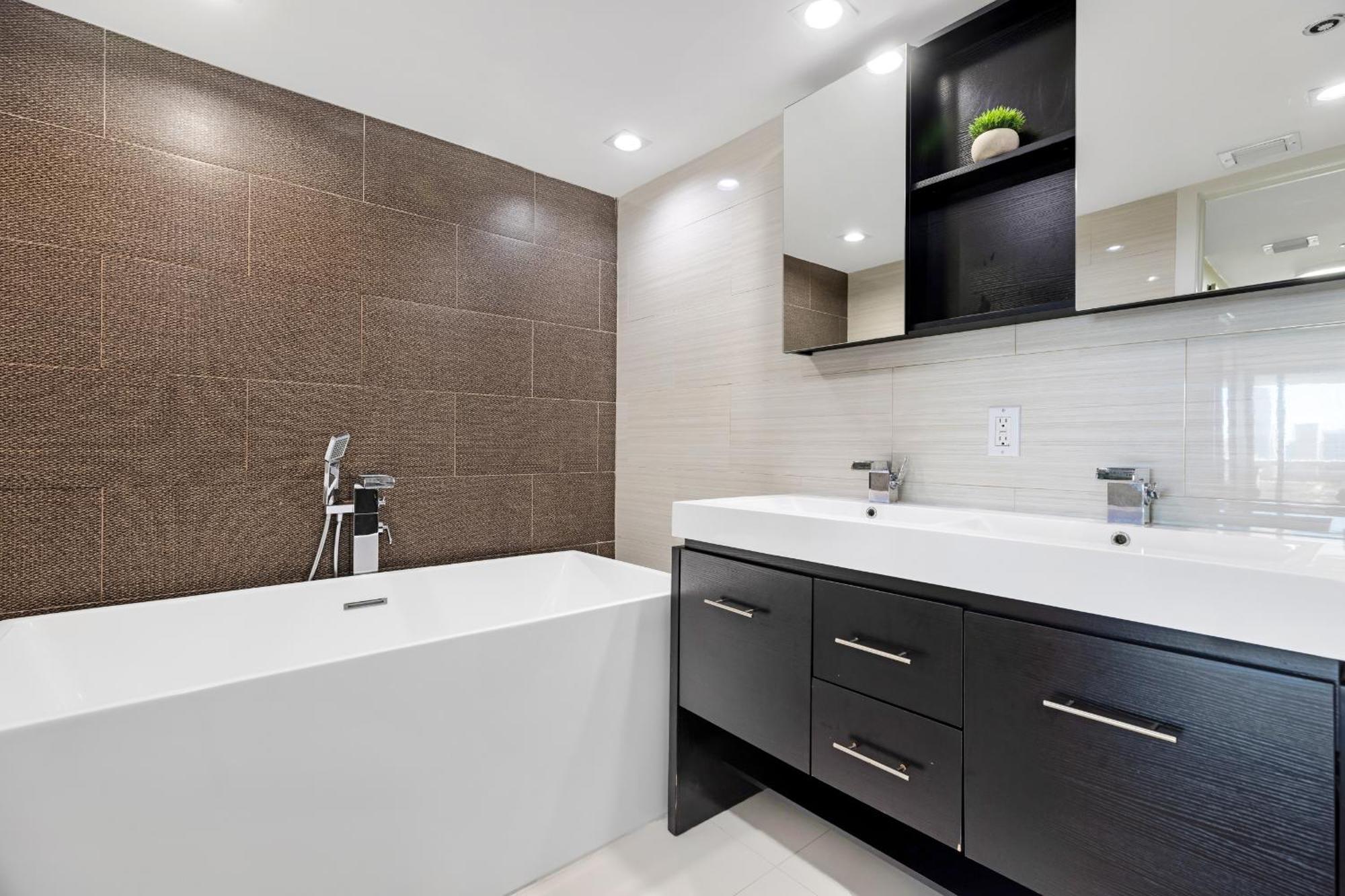 Ocean Utopia Apartment Miami