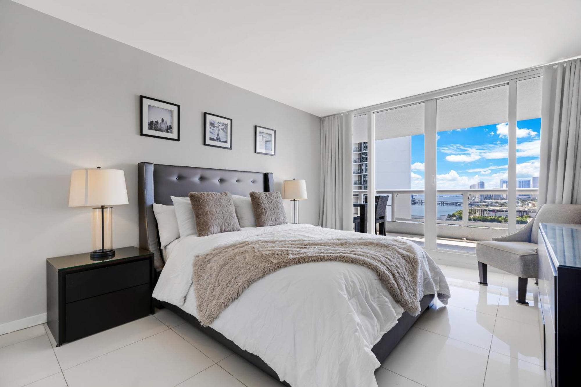 Ocean Utopia Apartment Miami
