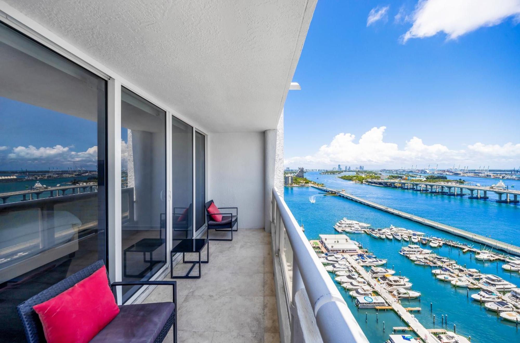 The Grand Wonder Apartment Miami