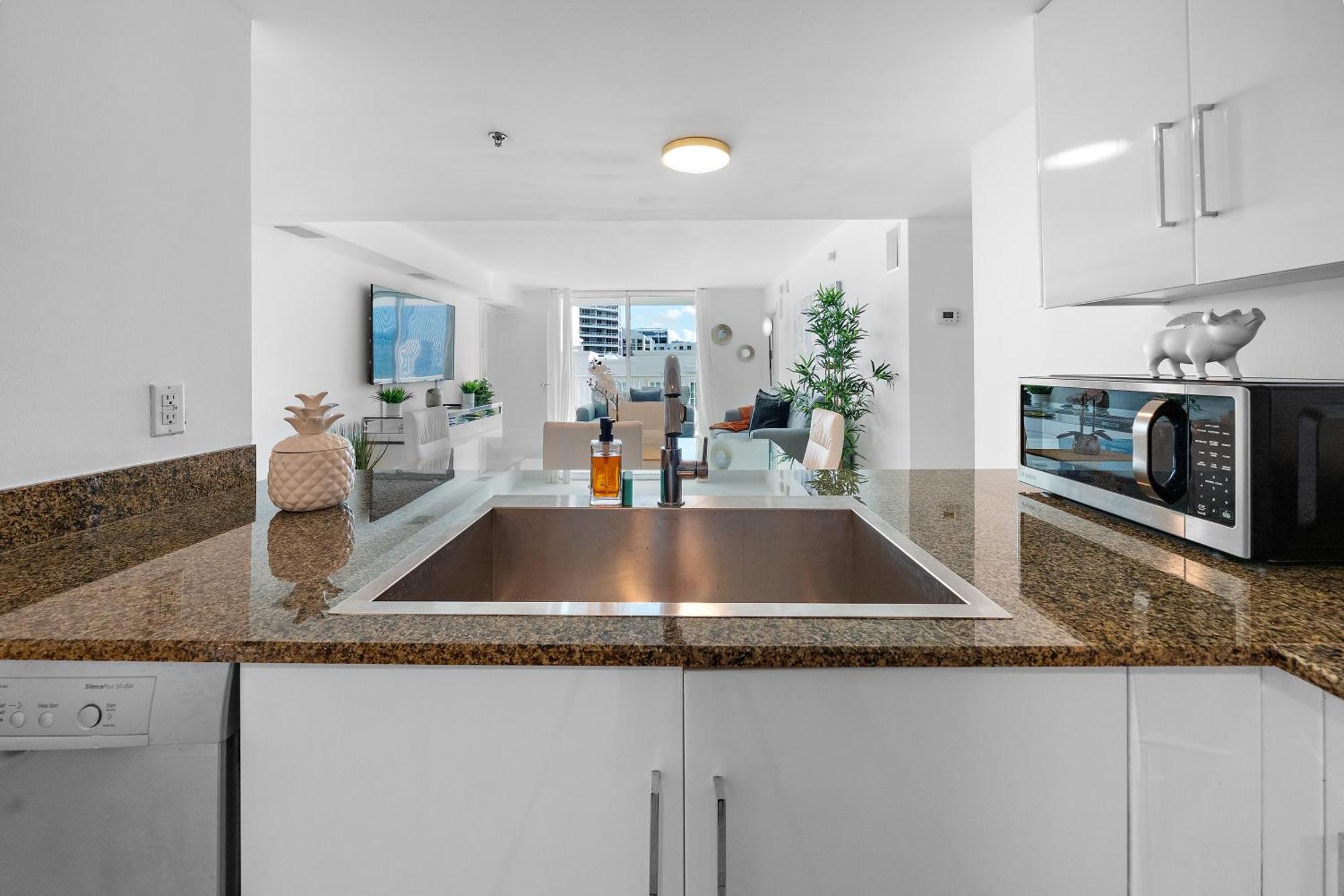 Apartamento Stylish 2br With Skyline Views, Free Parking, Sleeps 8