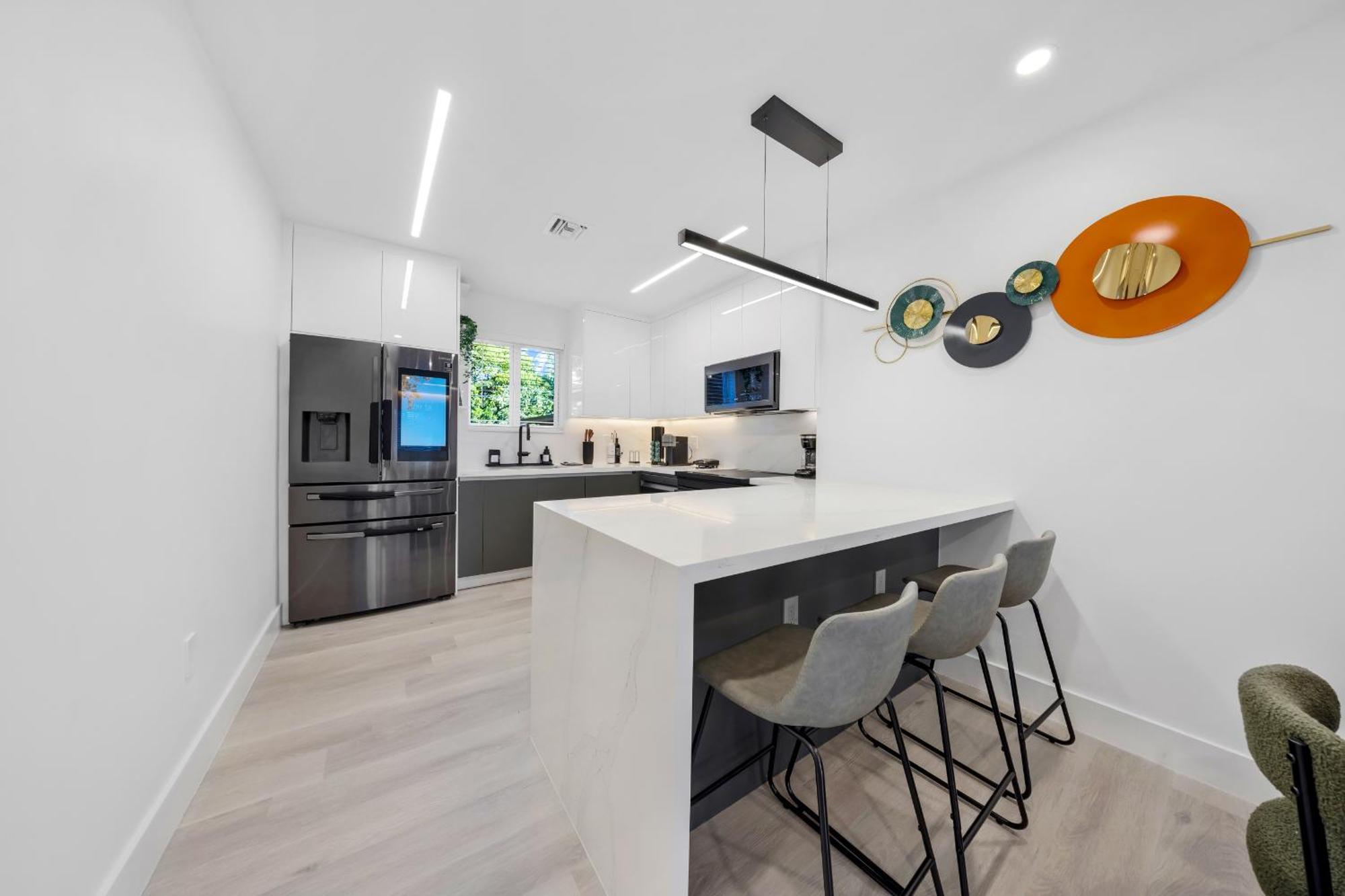 New Design Dist Gem Pool,hottub,minigolf,nespresso Villa Miami