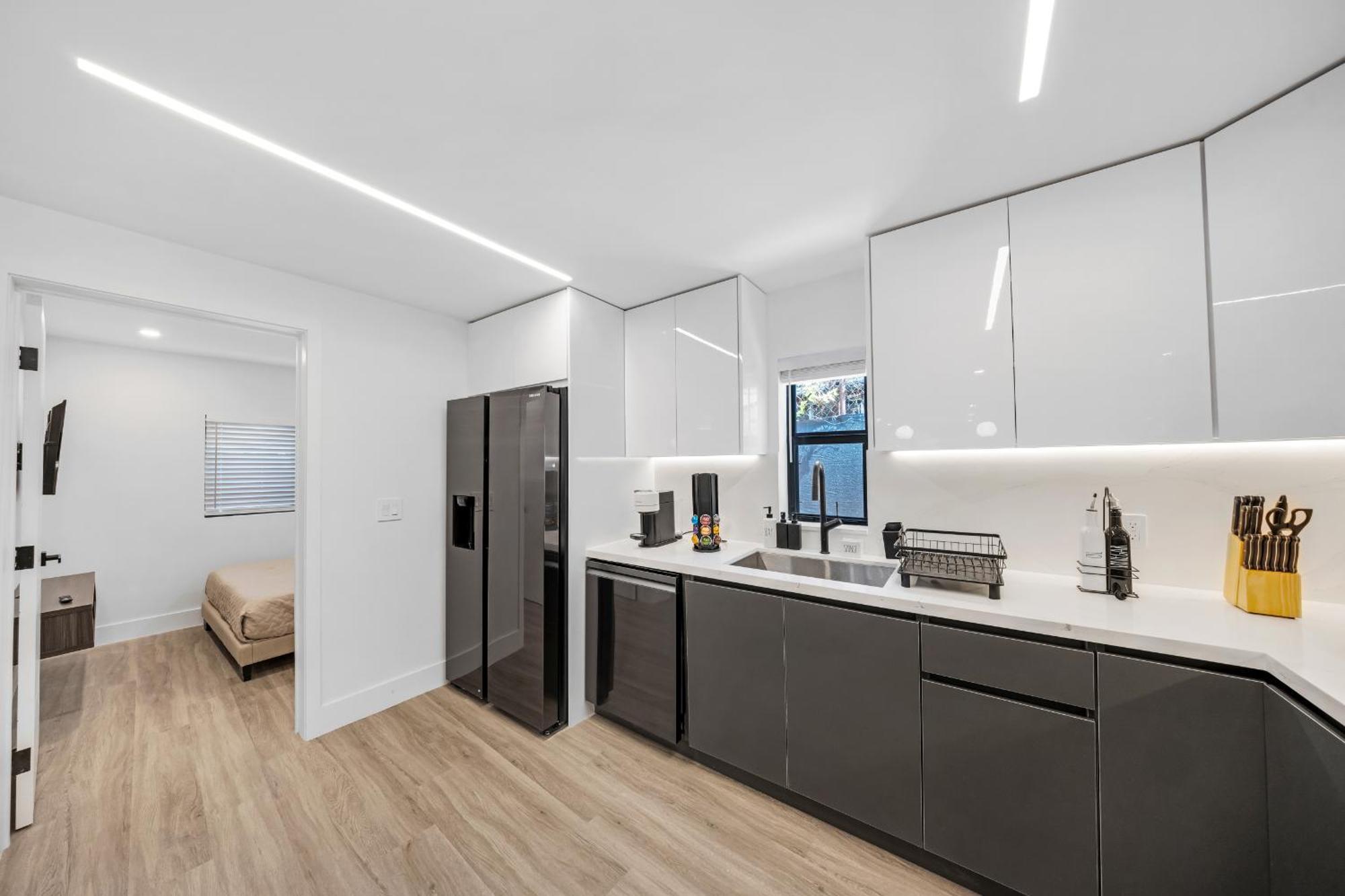 Design Dist Pool,hottub,billard Y Nespresso Miami
