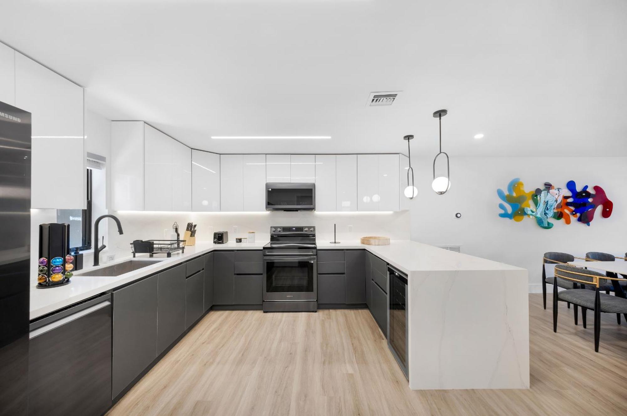 Design Dist Pool,hottub,billard Y Nespresso Villa