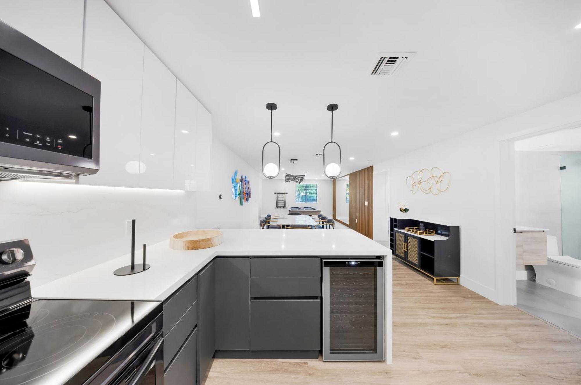 Design Dist Pool,hottub,billard Y Nespresso Villa *