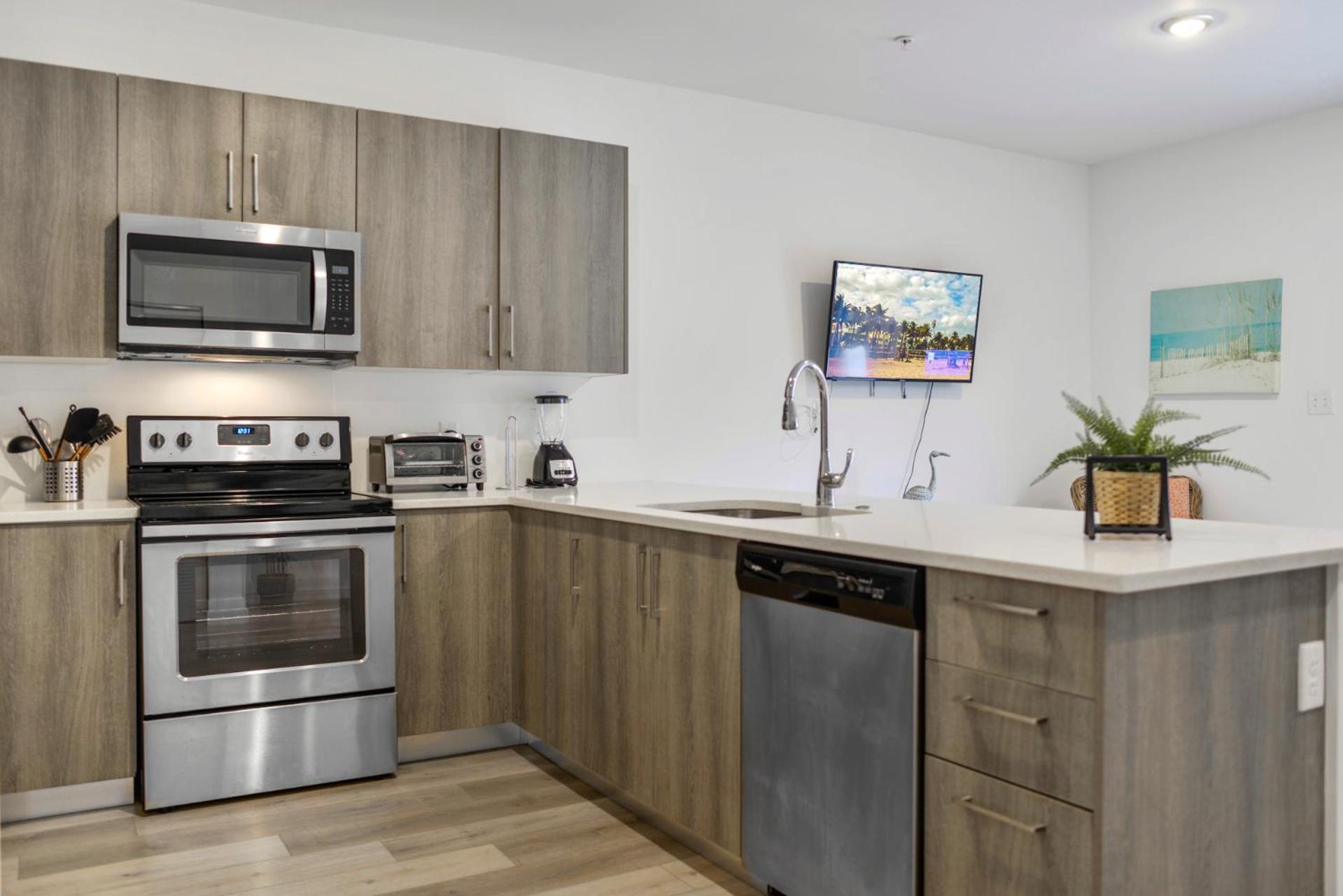 Beautiful Entire Duplex To Family Vacation! * Miami