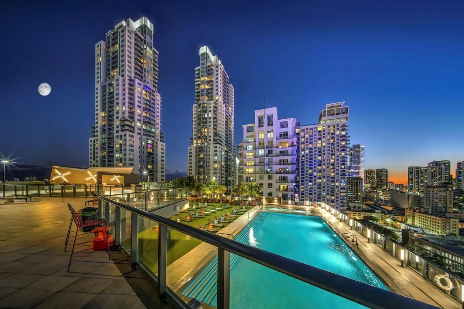 Great 3 Beds 3 Baths Downtown * Miami