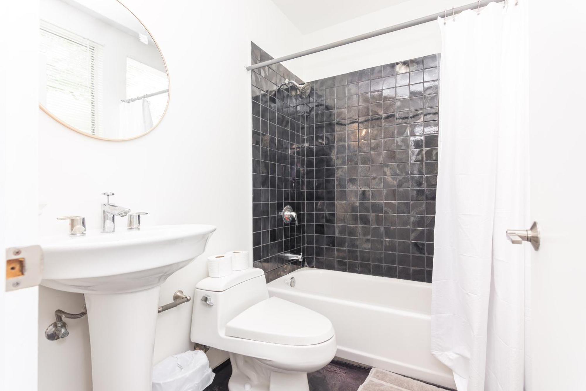 Studio - Right In The Heart Of Midtown & Wynwood Apartment *