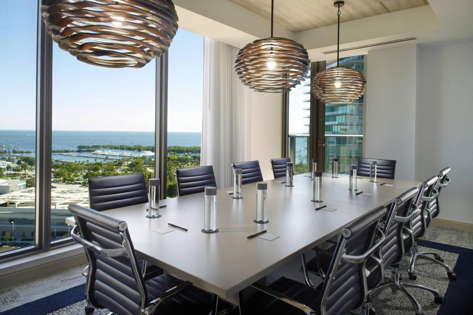 Hotel Courtyard Coconut Grove 3*