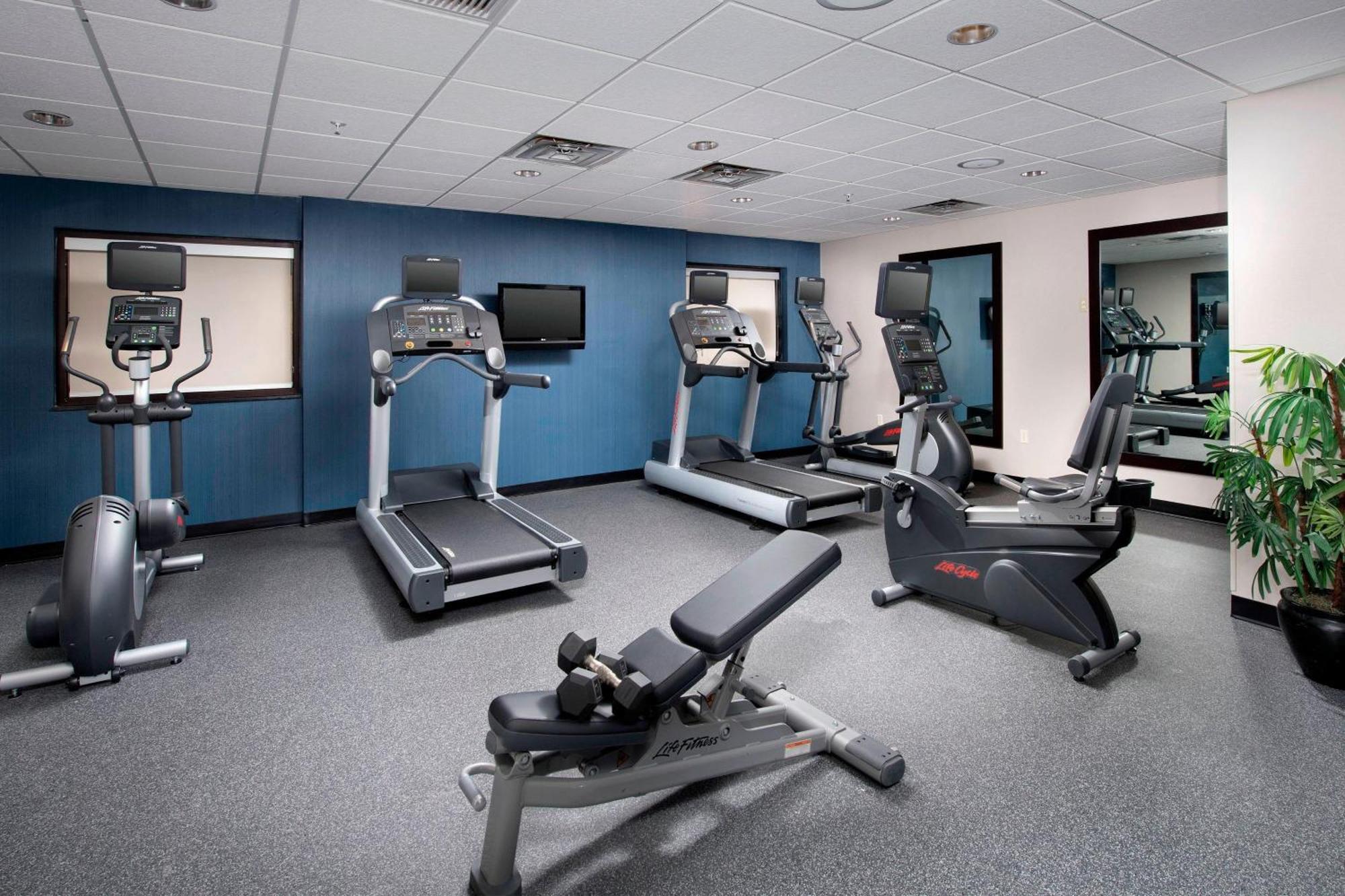 Fairfield & By Marriott Airport South Miami