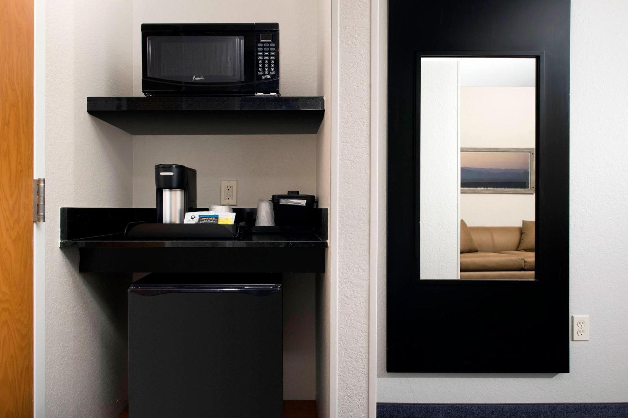 Hotel Fairfield & By Marriott Airport South Miami