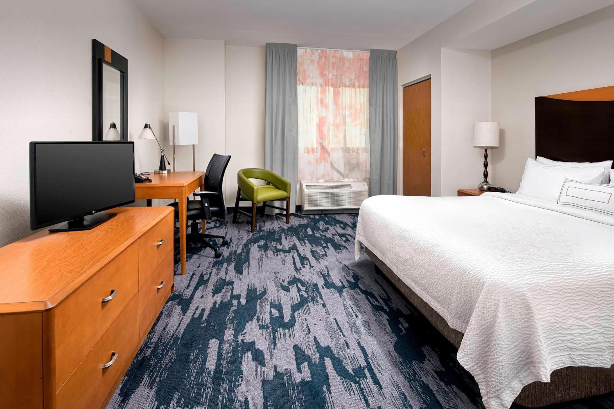 Fairfield & By Marriott Airport South Hotel