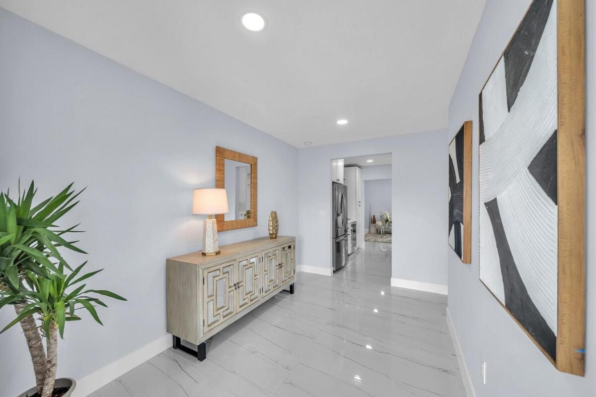5 Bedroom Location & Charm *
