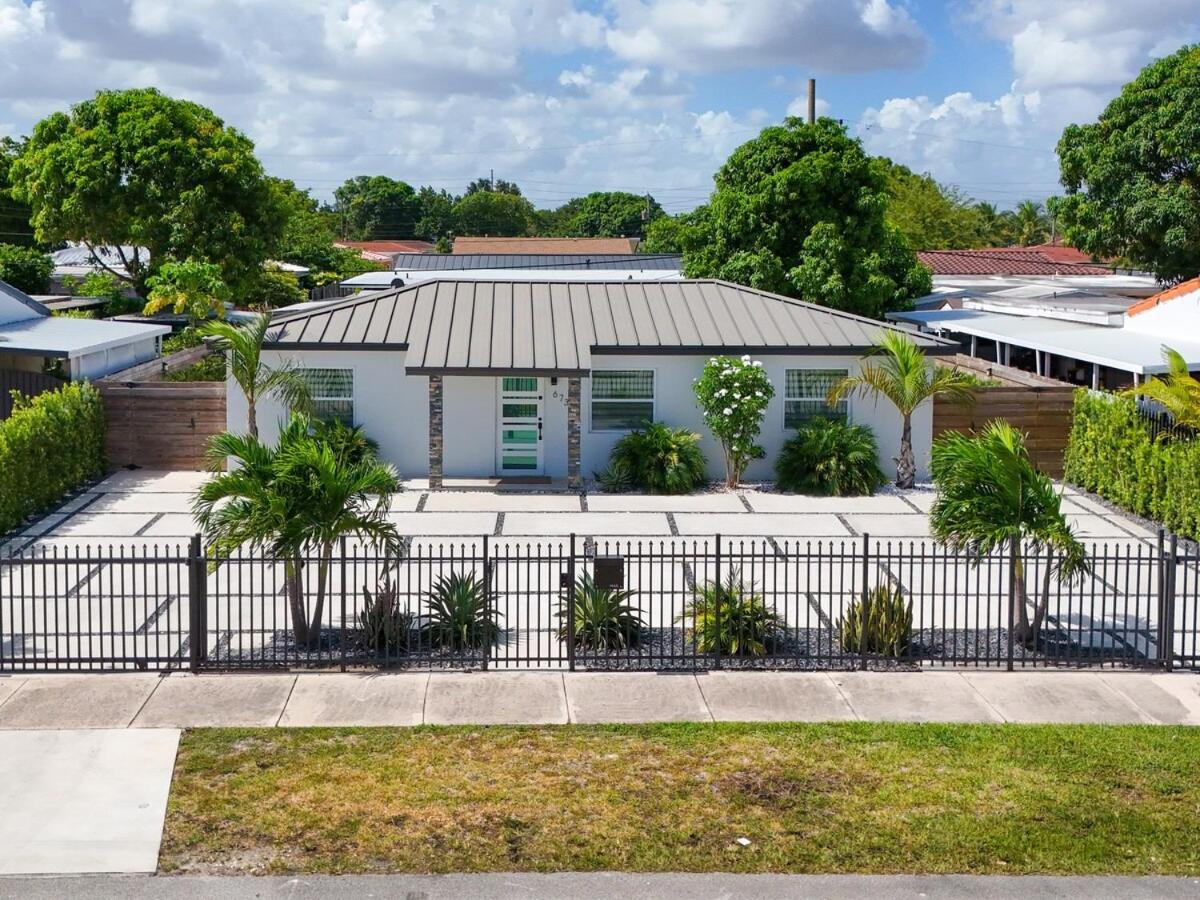 Holiday home 5 Bedroom Location & Charm *