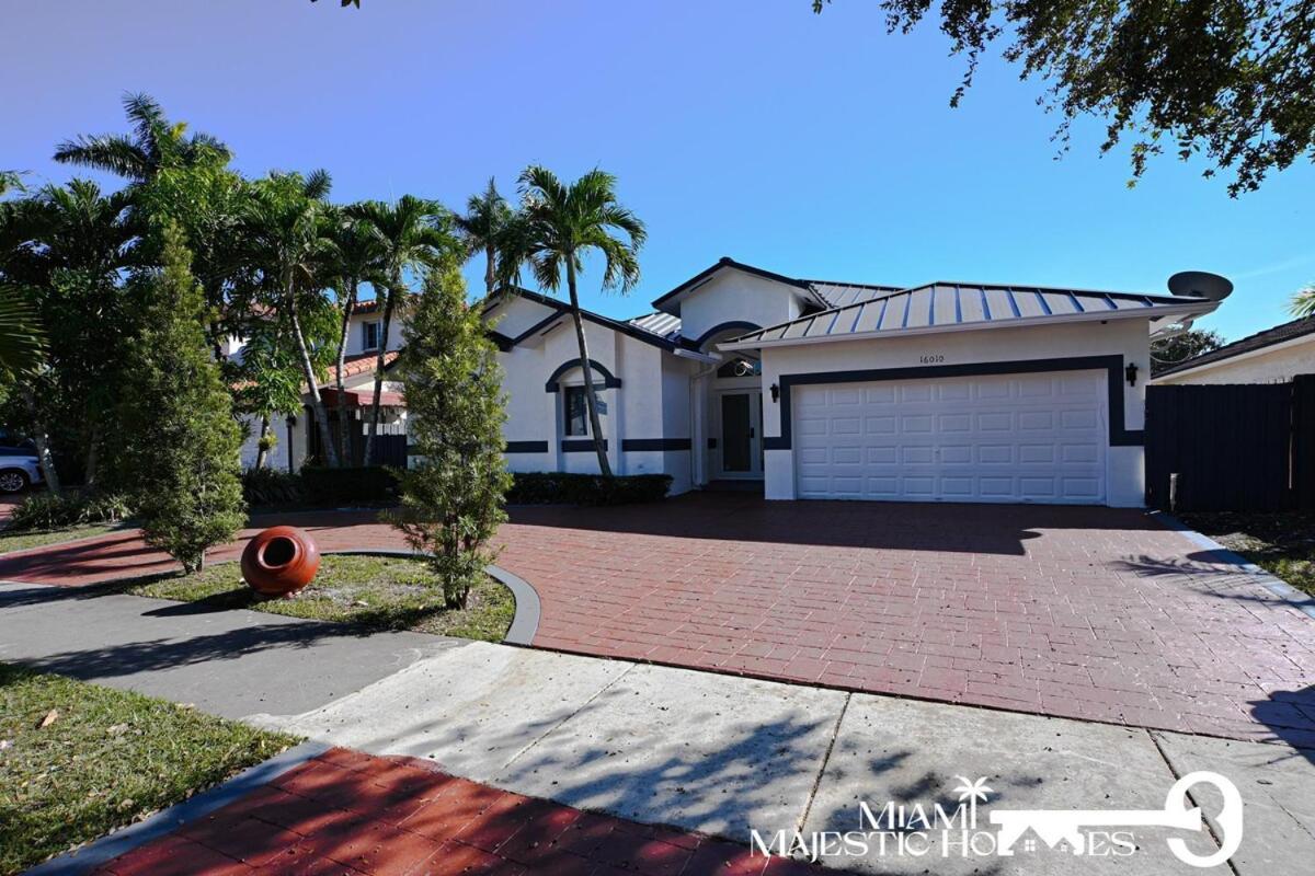 Holiday home Golden Horizon Villa, Pool, Perfect Game Room, Bbq Miami