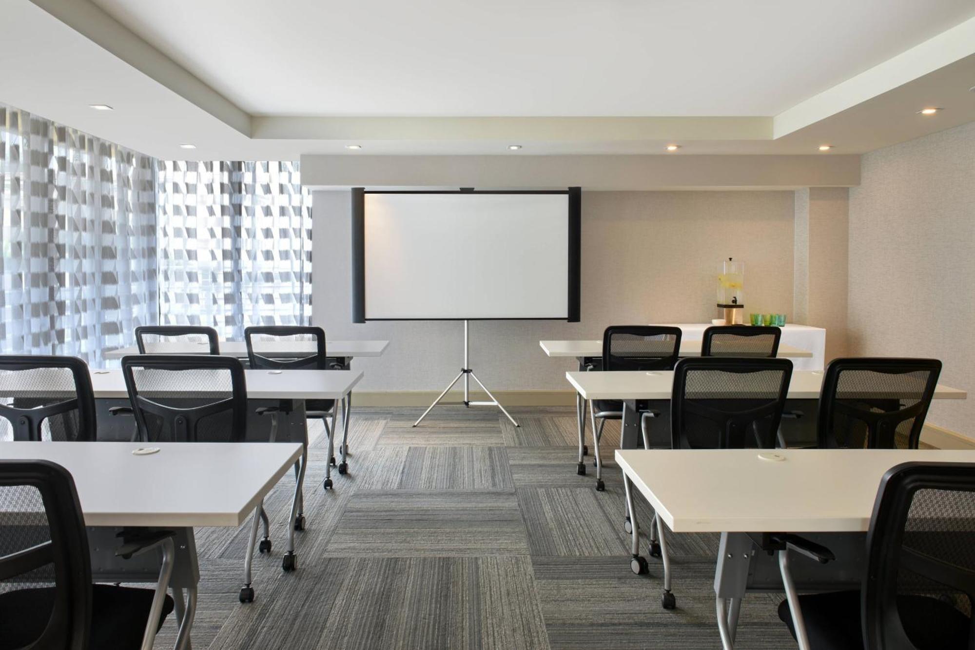 Four Points By Sheraton Coral Gables