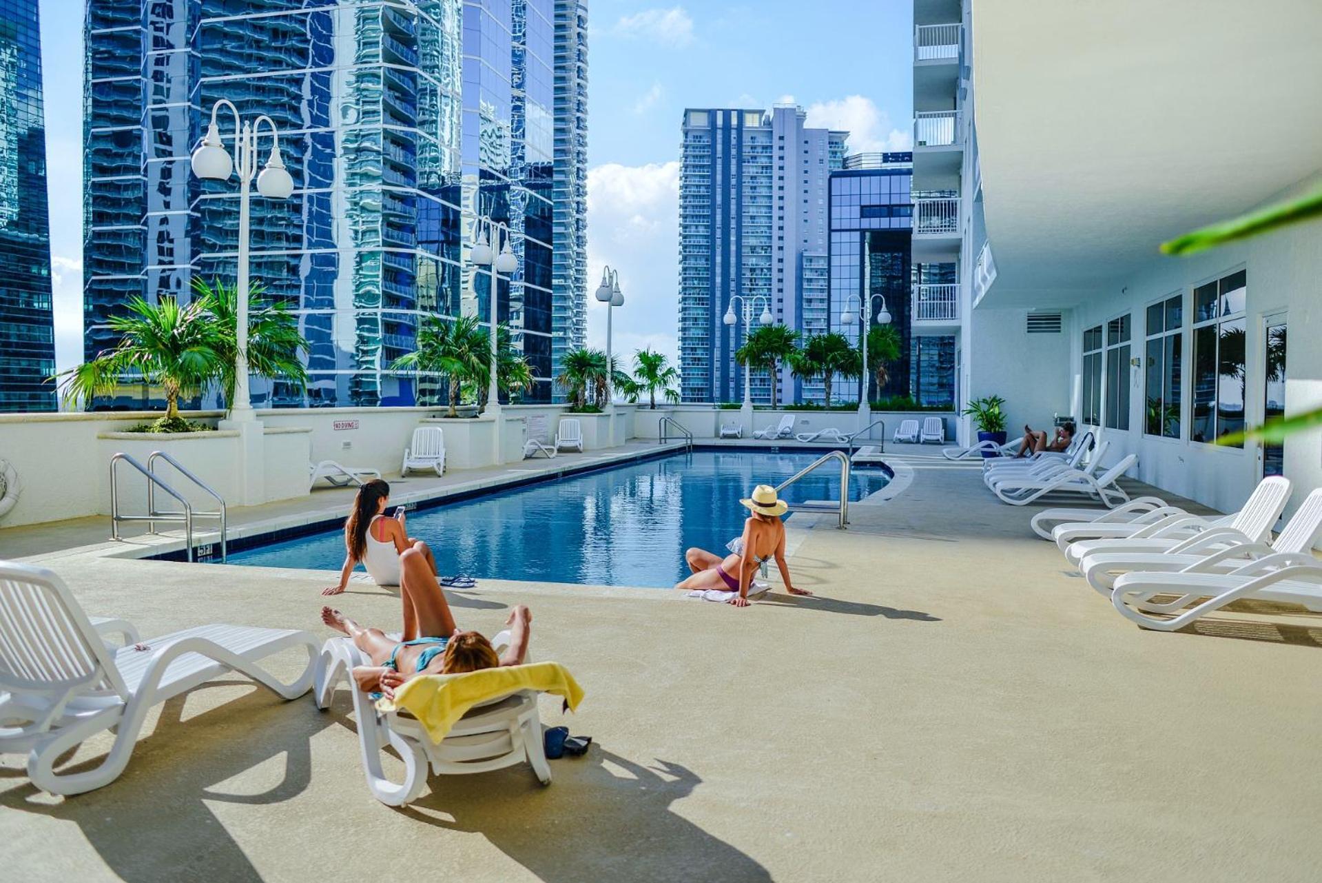 Apartment Luxurious 3br With Pool In Brickell Miami