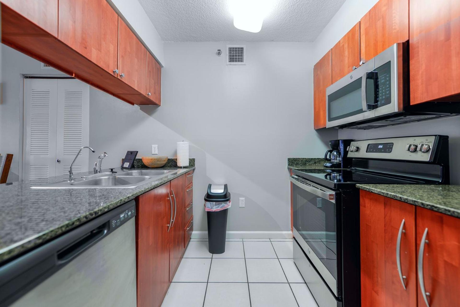 Luxurious 3br With Pool In Brickell * Miami