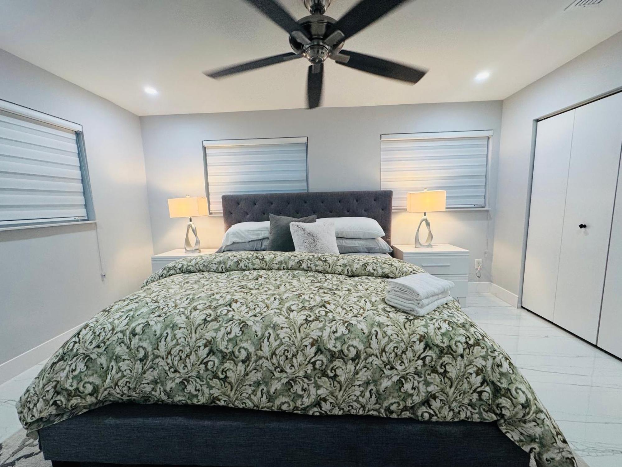 5 Bedroom Location & Charm * Miami